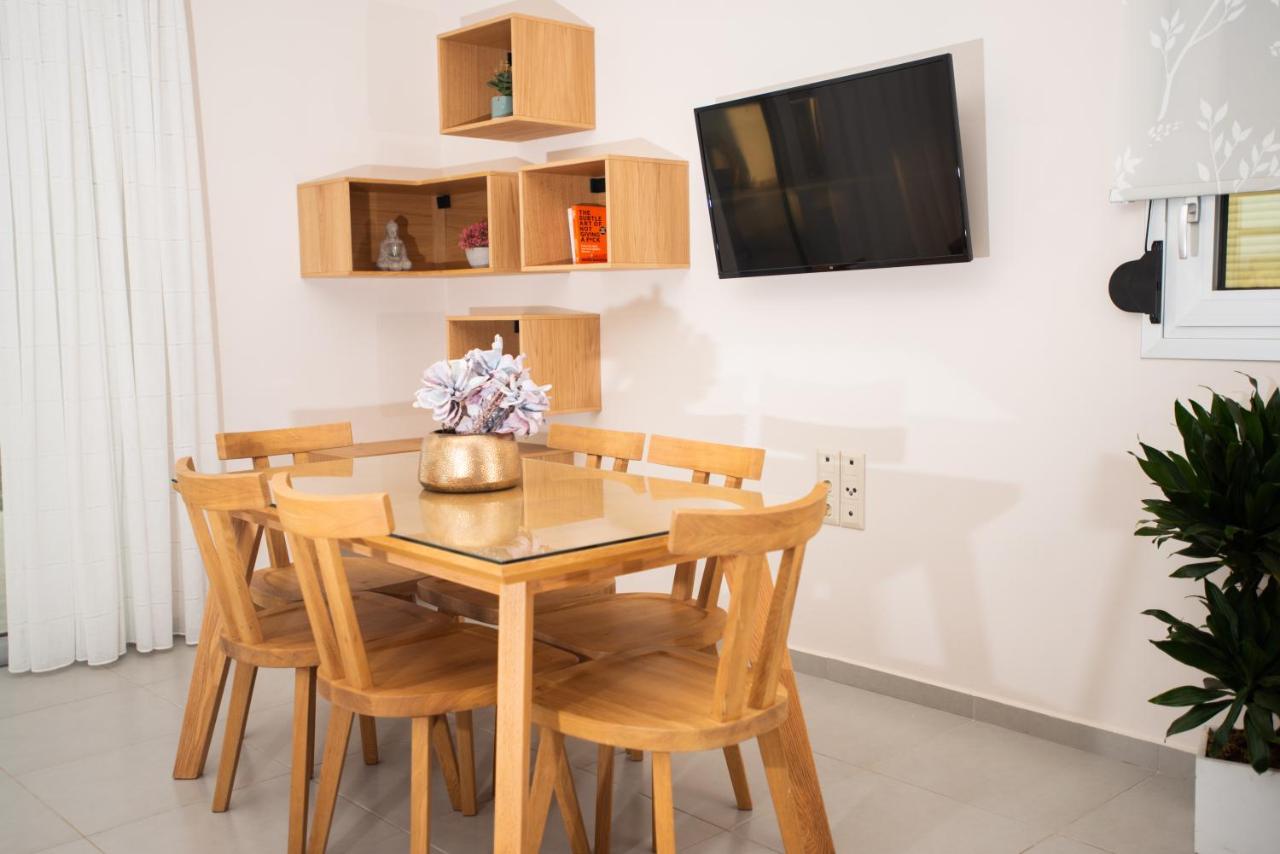 Melia Villa Κόκκινος Πύργος Εξωτερικό φωτογραφία